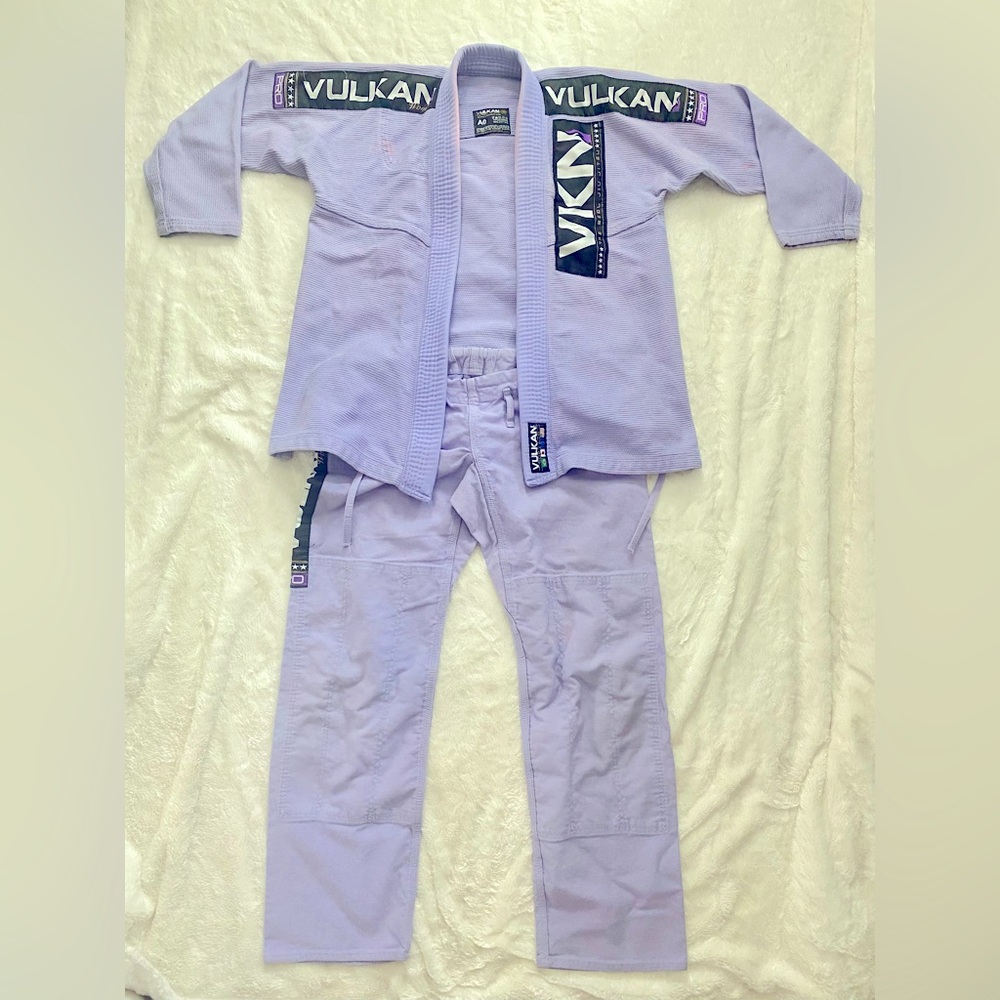 Women’s VKN PRO LIGHT Jiu Jitsu Gi Lilac Vulkan A0